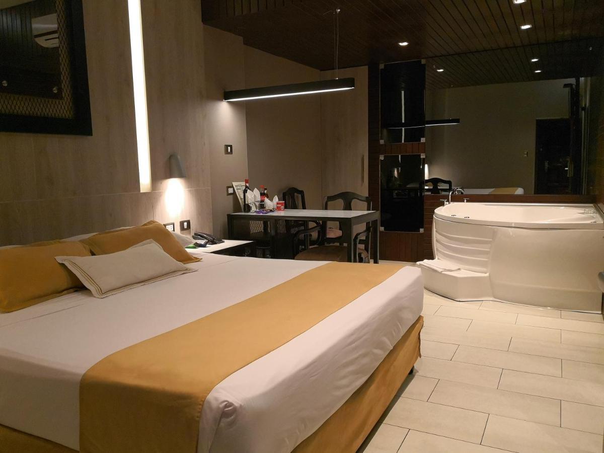 Hotel Las Lomas ลิมา ภายนอก รูปภาพ